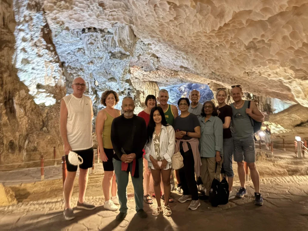 Sung Sot Cave (Surprise Cave)